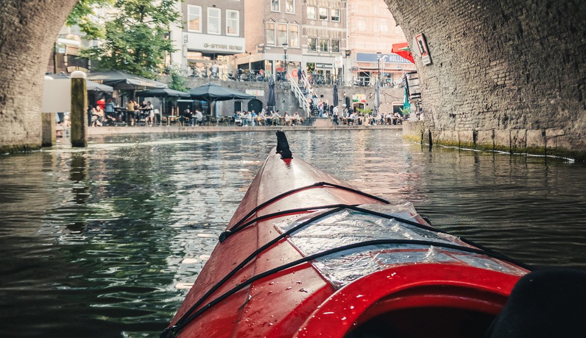 Kayaking in Utrecht canal